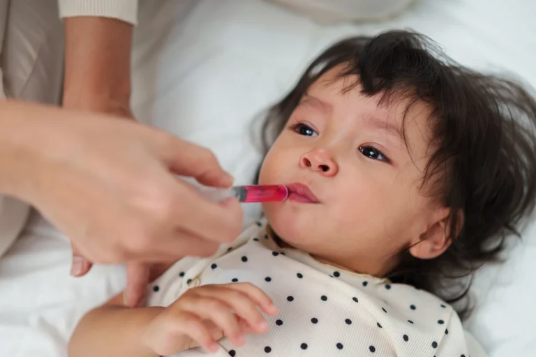 Kinh nghiệm thực tế: Paracetamol dạng bột đóng gói– lựa chọn số 1 cho trẻ hay nôn trớ